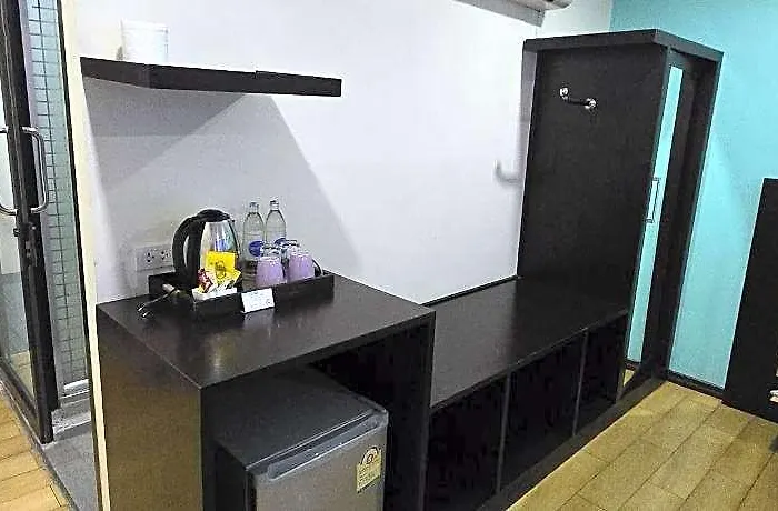 Residency Hotel 3*