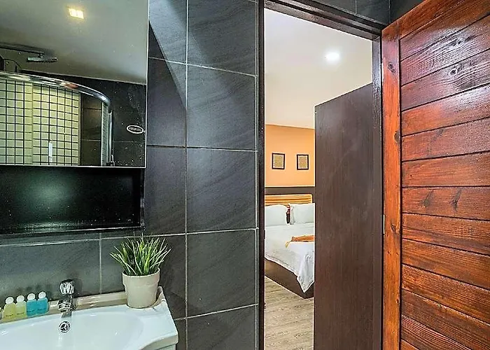 Residency Hotel 3*